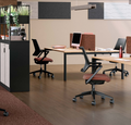 Bureaux Aska Columbia pieds fixes métal
