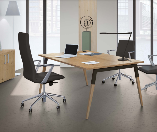 Bureaux Aska Columbia pieds inclinés bois