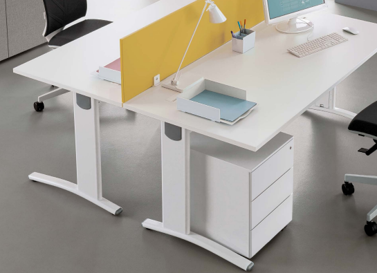 Postes de travail ÉLISE+ Columbia avec pieds réglables en hauteur