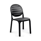 Chaise en résine ERIKA - Stamp