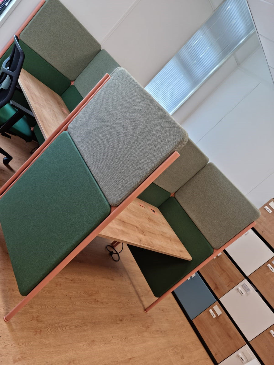 Bureaux et espaces communs à Élancourt