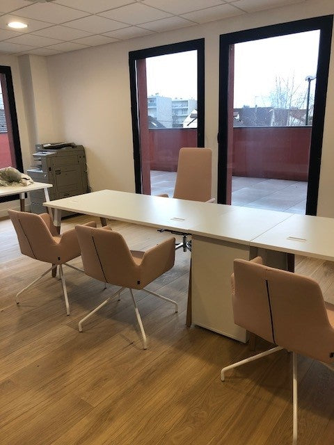 Bureaux et espaces communs à Noisy-le-Grand